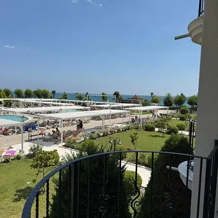Apartamento Premier болгария первая линия с бесплатная парковка и мини аквапарк анимация *