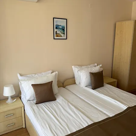Apartamento Premier болгария первая линия с бесплатная парковка и мини аквапарк анимация Sveti Vlas