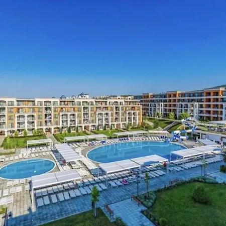 Premier болгария первая линия с бесплатная парковка и мини аквапарк анимация Apartamento
